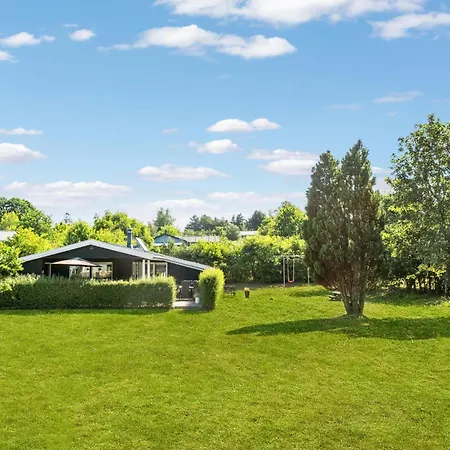 3 Bedroom Beautiful In Feriehus Ebeltoft